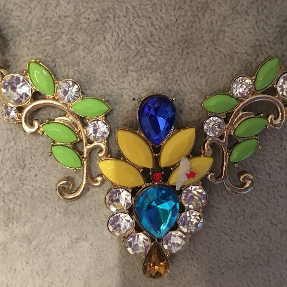 Anniversary, Dinner, Wedding Statement Necklace - So Feminine  Dr2 - Picture 1 of 4